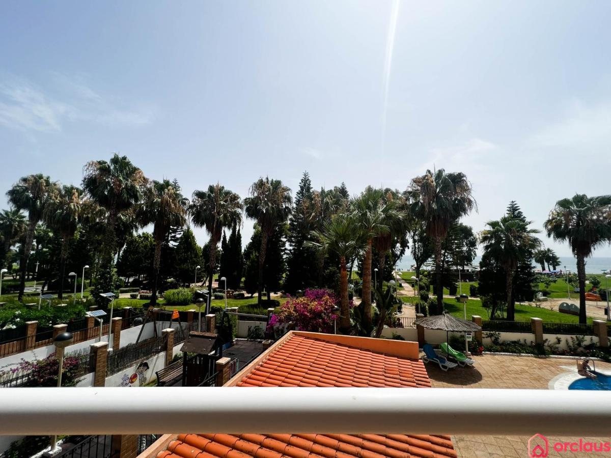 Modern Apartment In Front Of The Mediterranean オロペサ・デル・マール エクステリア 写真