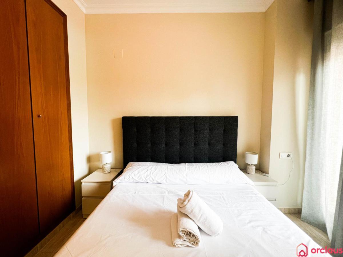 Modern Apartment In Front Of The Mediterranean オロペサ・デル・マール エクステリア 写真